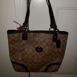 💥Price drop Coach handbag 💥